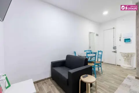 Habitación en calle Remonta, 6