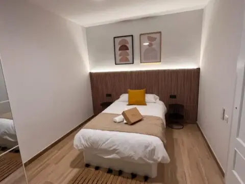 Habitación en Centre-Zona Estació-Passeig de Joan Maragall
