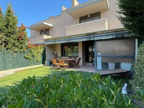 Chalet adosado en Cuarte de Huerva