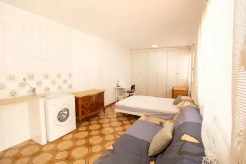 Habitación en calle de La Puebla de Farnals, 3