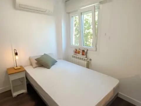 Habitación en Palomeras Sureste
