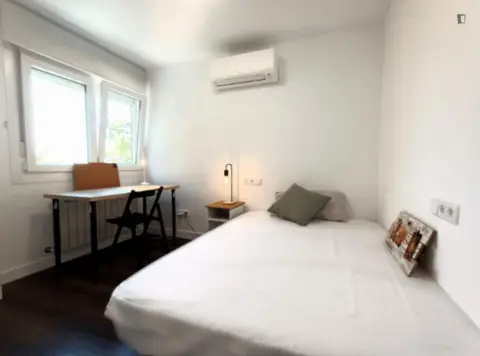 Habitación en Palomeras Sureste