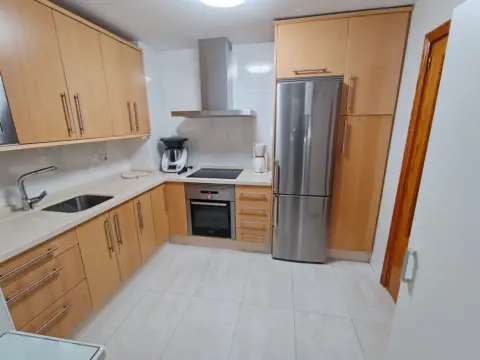 Piso en Los Milagros-La Corchera