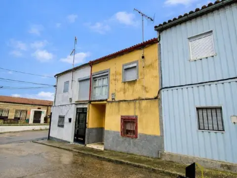 Casa en Fuentes de Béjar