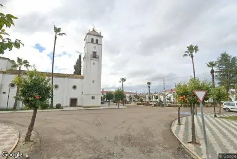 Chalet en Valdelacalzada