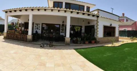 Casa en calle Baden-Powell