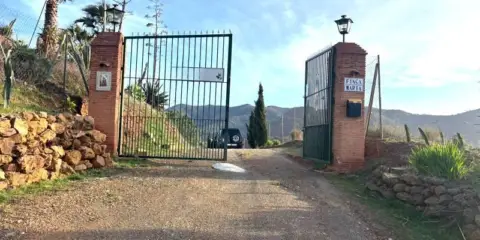 Casa rústica en calle Polígono Poligono