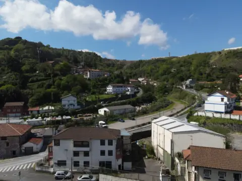 Casa en Barrio de Bañales