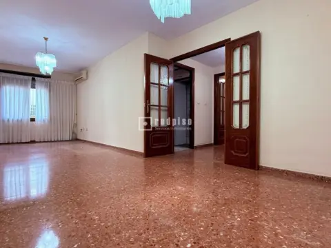 Piso en València, Zona de - Extramurs, Distrito - El Botànic