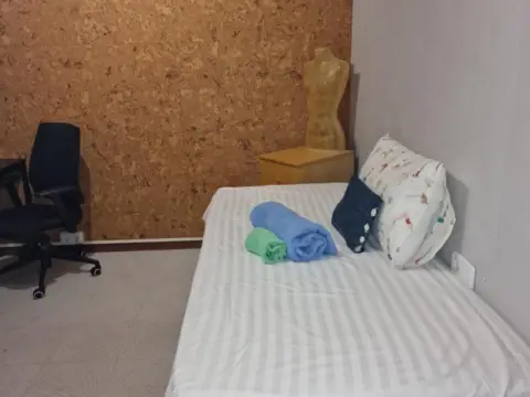 Habitación en Fontetes-Carretera de Barcelona
