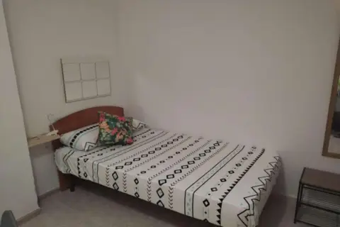 Piso en Avenida Pablo Picasso, 18