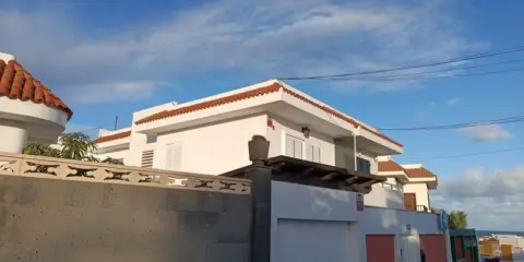 Chalet adosado en calle de Torriani