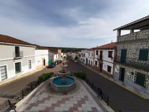 Casa en Aljucén