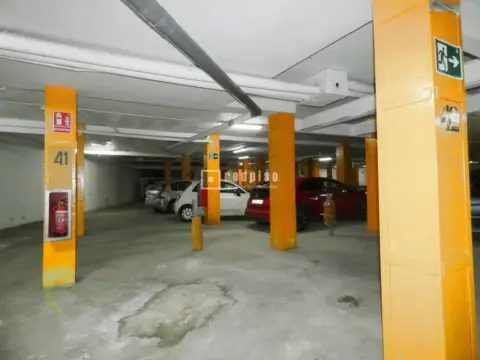 Garage in Málaga, Zona de - Centro , Distrito - El Ejido La Merced