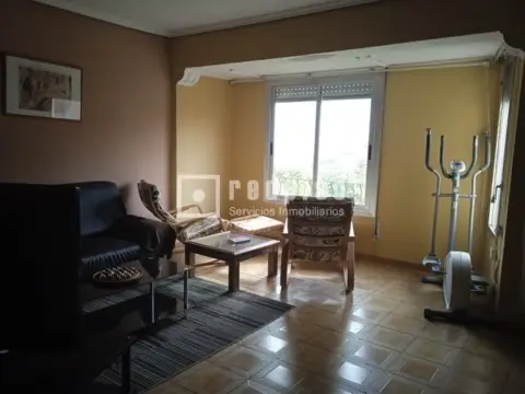 Piso en Plaça de l'Escultor Adsuara