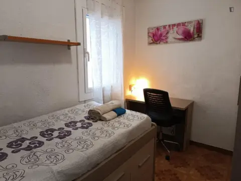 Habitación en El Congrés-Els Indians