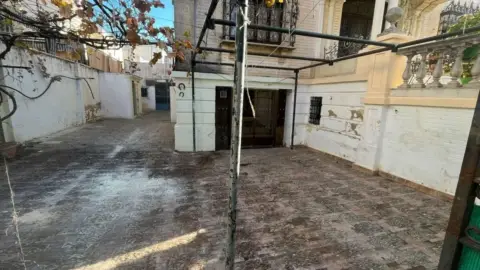Chalet en Lora del Río