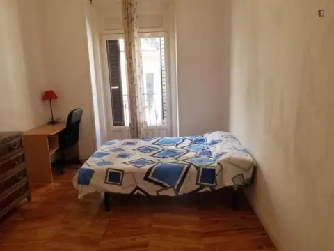 Habitación en Embajadores-Lavapiés