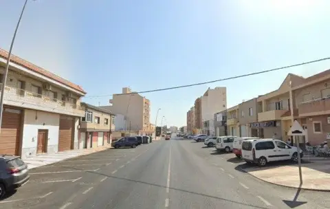 Piso en Cortijos de Marín-Ctra. de La Mojonera