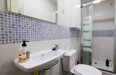 Habitación en Las Margaritas-Universidad