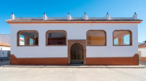 Edificio en calle del Alozaina