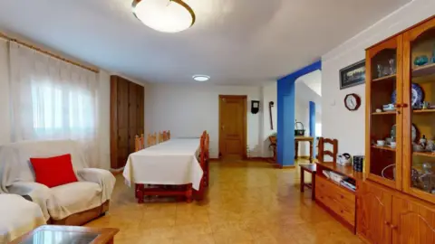 Casa en calle Val de la Cueva