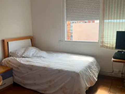 Habitación en Montbau
