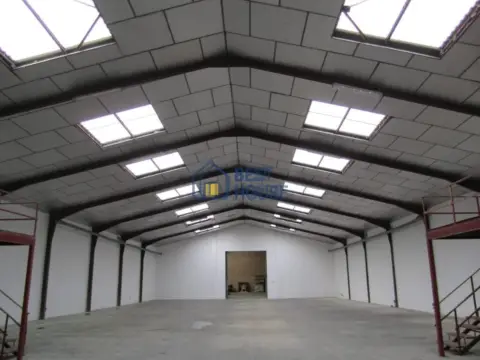 Nave industrial en Santa Olaja de La Ribera