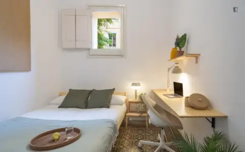 Habitación en Sant Pere-Santa Caterina-La Ribera