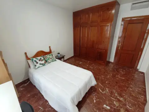 Piso en calle Parraga, 21