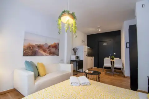 Estudio en Figares-San Antón