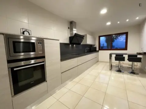 Casa en Entrenúcleos