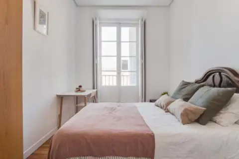 Habitación en calle de la Sal, 3