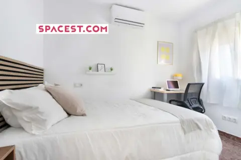 Habitación en calle San Sebastián, 4