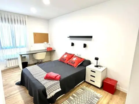 Habitación en Plaza del General Palacio, 4