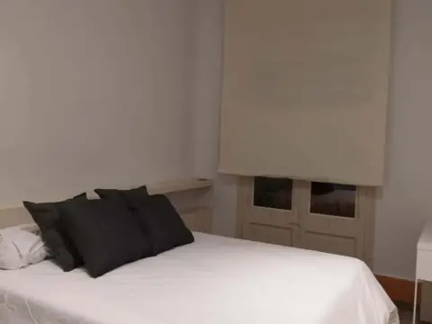 Habitación en Carrer d'Homer, 25