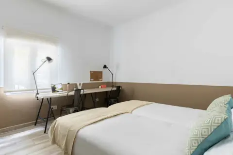 Habitación en calle Daoíz
