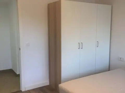 Habitación en Carrer d'Alcàsser, 36