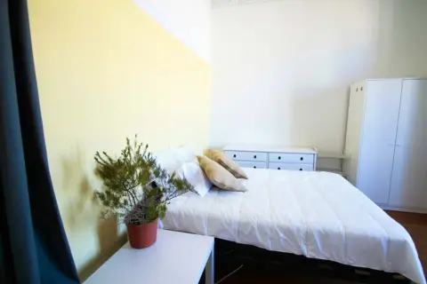 Habitación en Gran Via de les Corts Catalanes