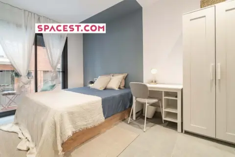 Habitación en Passatge de Paca Soler