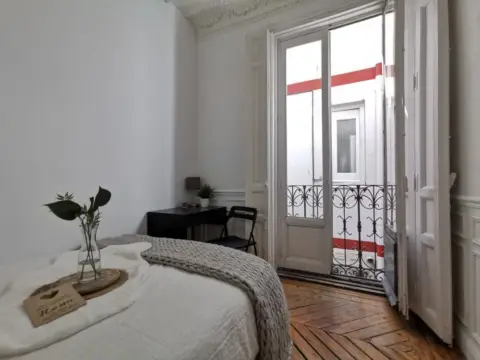Habitación en calle de Preciados, 42