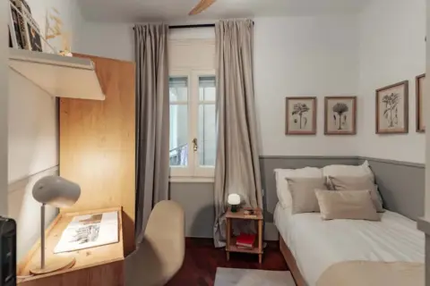 Habitación en Carrer de Sardenya, 555