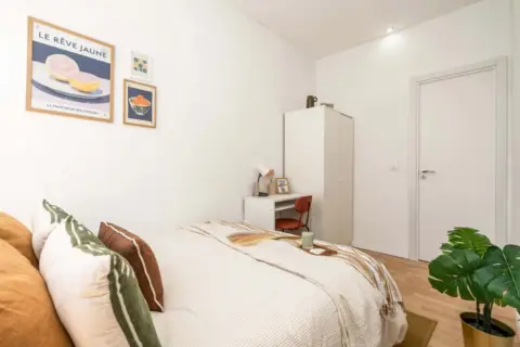 Habitación en Carrer de Cardó, 6