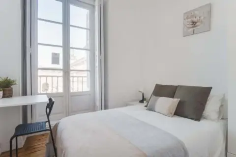 Habitación en calle de la Sal, 3