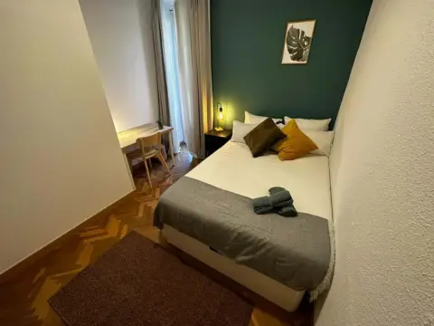 Habitación en calle de la Victoria, 6