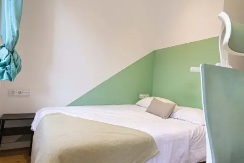 Habitación en Carrer del Poeta Cabanyes