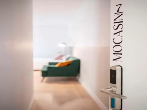 Habitación en calle del Carmen, 20