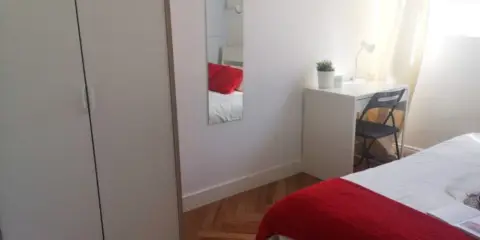 Habitación en calle de Preciados, 42