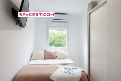 Habitación en Plaza de Jiménez Díaz, 6