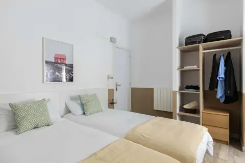 Habitación en calle Daoíz